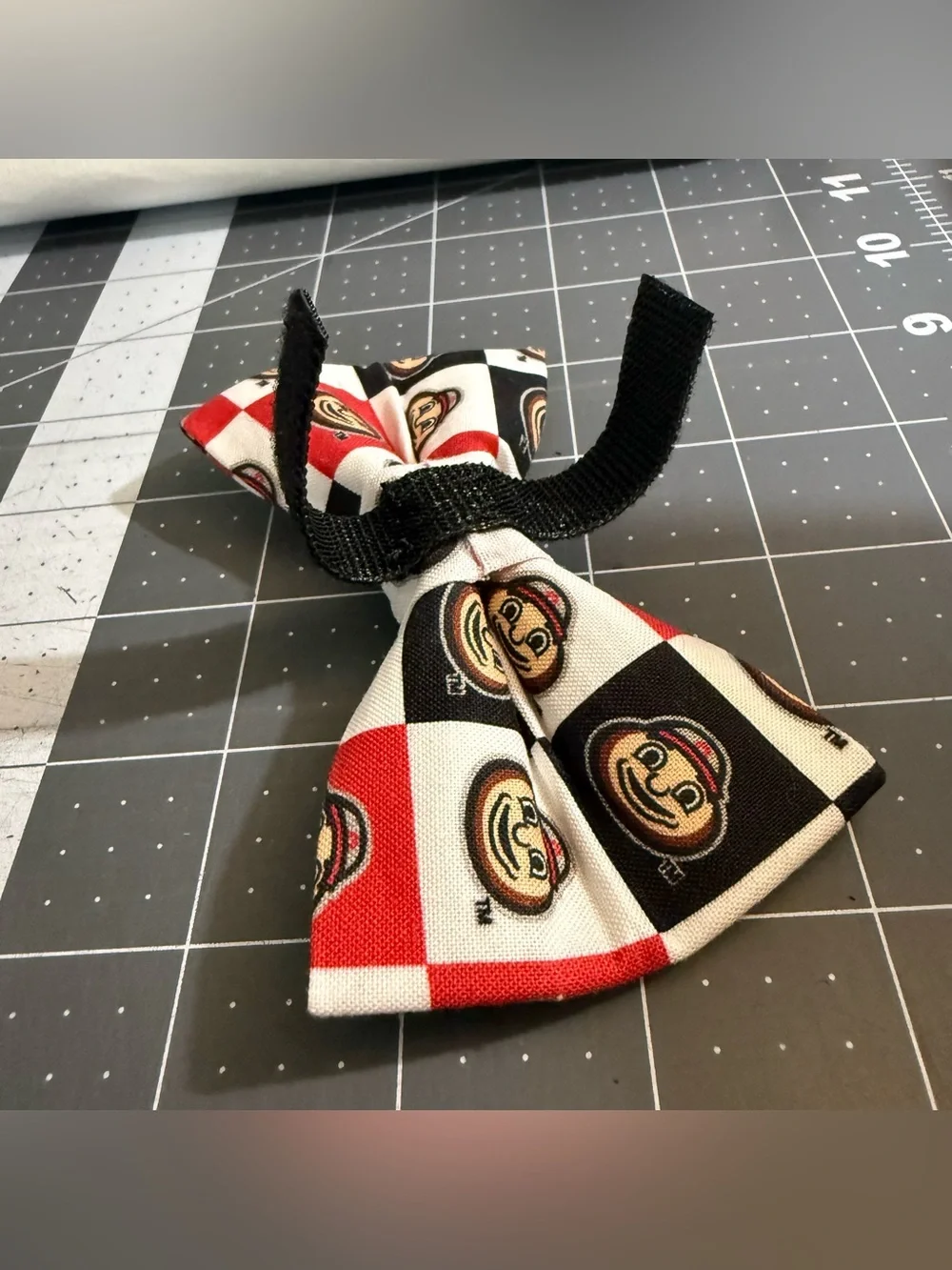 Ohio State Buckeye Pet Bowtie (large)